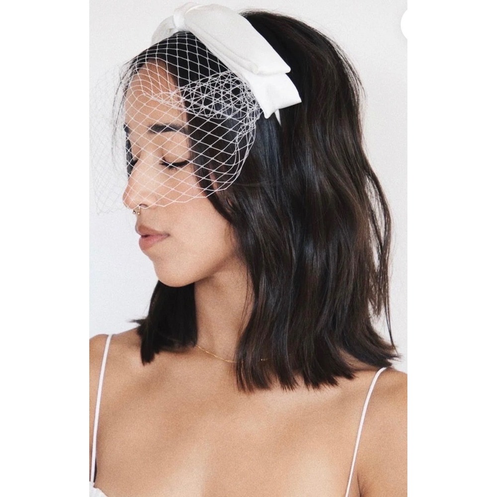 Kristiness Hair The Veil Headband Bright White Bridal Birdcage Veil NIB - Picture 2 of 6